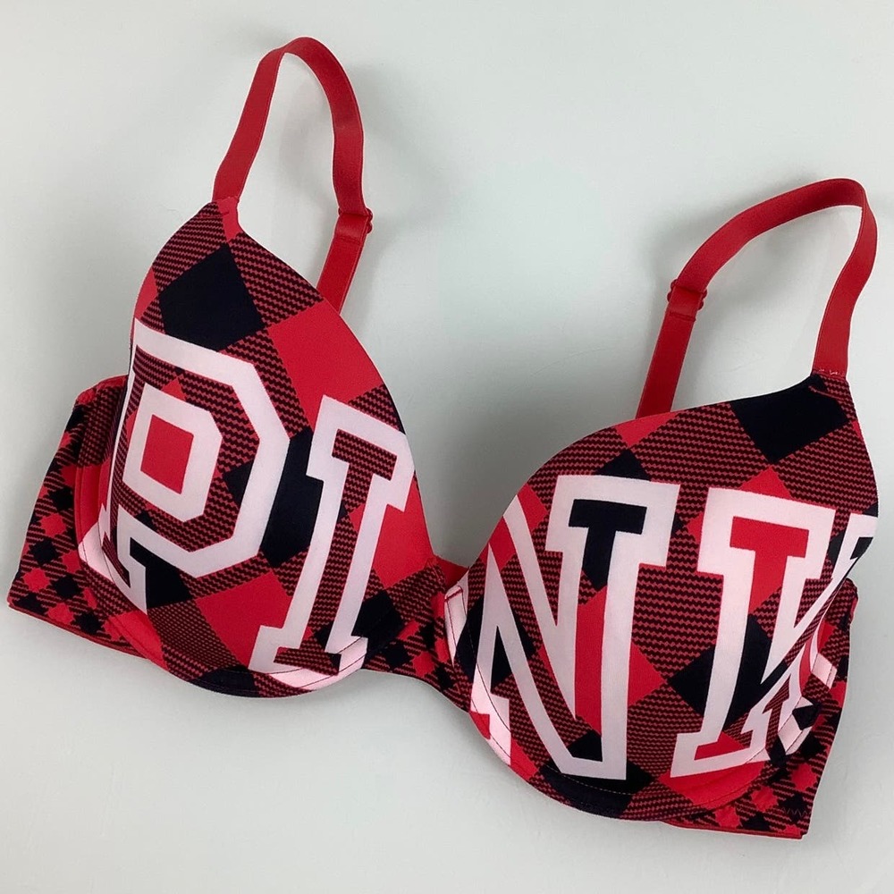 Victoria’s secret Pink Wear Everywhere TShirt lightly Lined big Logo bra SZ 34D